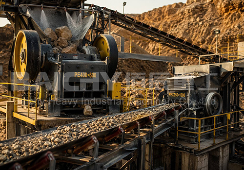 Crushing stage of the gold ore processing line