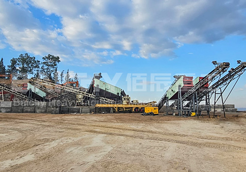 4YK1860 vibrating screen installation at Guatemala river pebble plant
