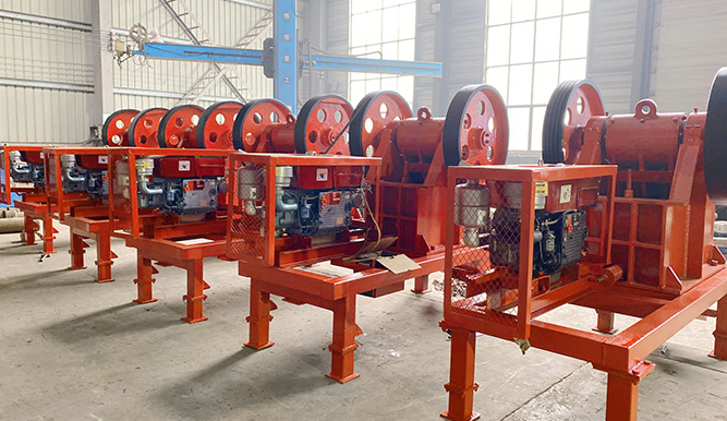 Small Jaw Crusher_Portable jaw crusher_Small stone crusher for sale