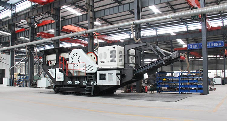crawler crusher for mining quarry.jpg