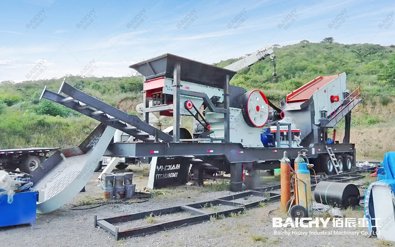 Four-Unit Mobile Crushing Station: Crushing Site in Mexico