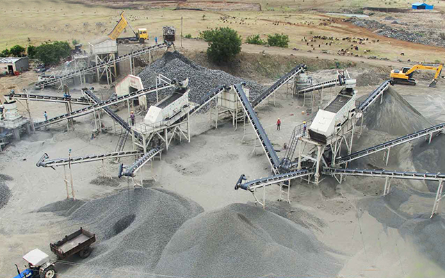 300tph Granite stone crusher plant