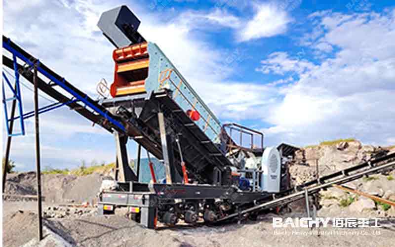 CS220 Cone Crusher Mobile Crushing Plant with 3YK2460 Vibrating Screen Shipped to Congo