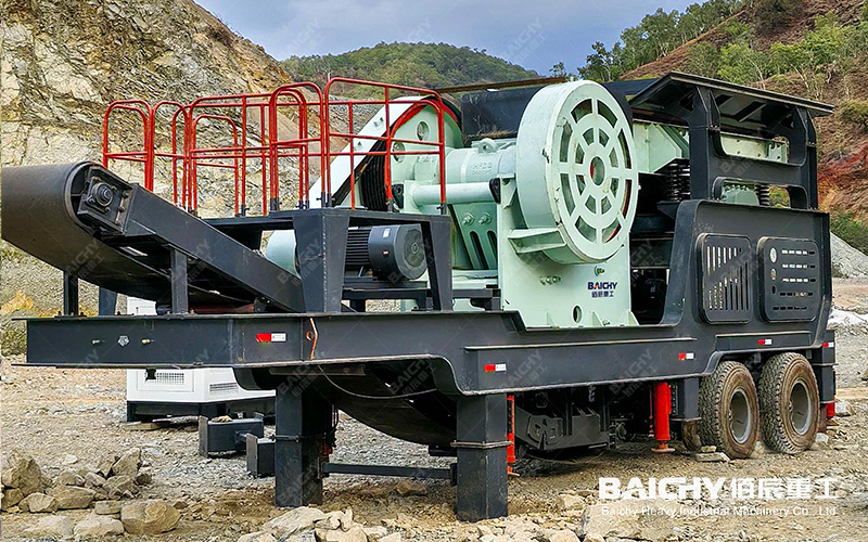 100&ndash;150 TPH Mobile Jaw Crusher
