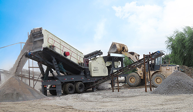 Mobile Concrete Crushers crushing and screening For Construction Site Recycling