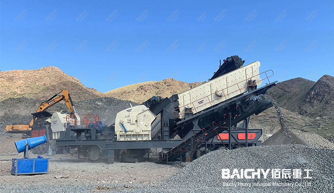Mobile crusher for mines