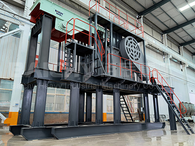 large mine crushing solution