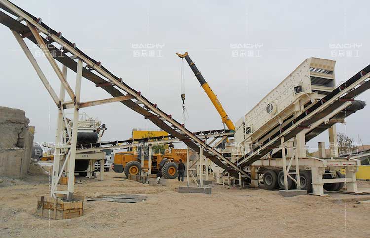 Mobile-cone-crusher-plant-for-mining-02.jpg