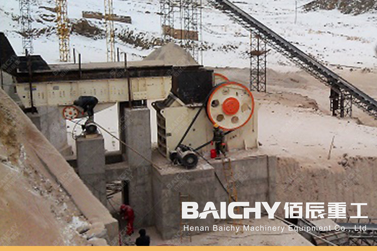 China primary Jaw crusher PE900X1200.jpg