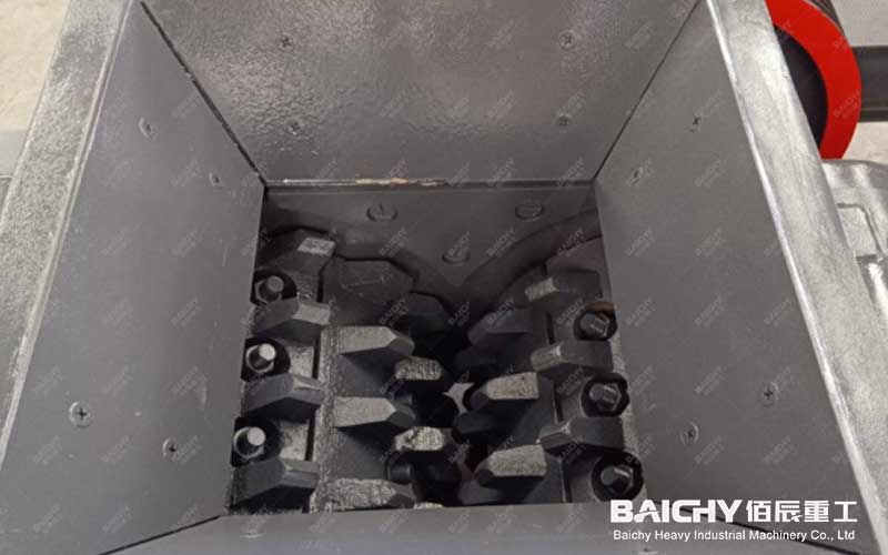pebble-roller-crusher.jpg