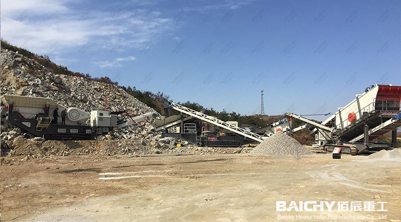 Track mounted mobile jaw crusher + impact crusher