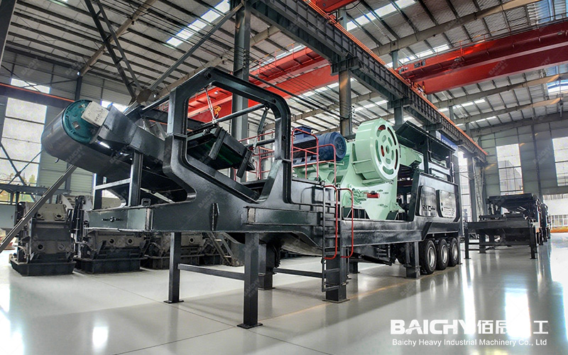 How Does a Mobile Gold Ore Crushing Station Achieve High Output of 100–200 Tons/Hour?