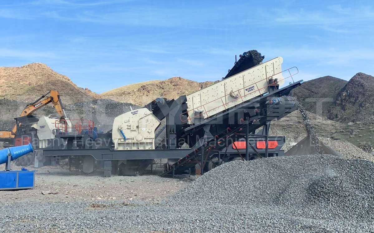 wheeled mobile impact crusher