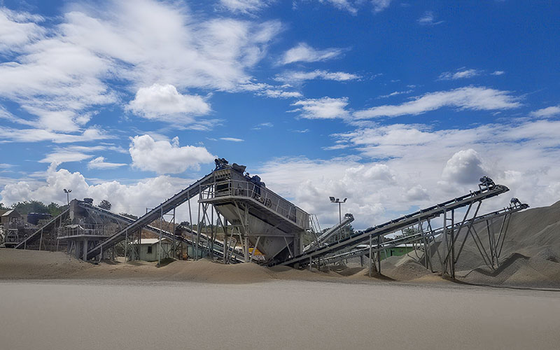 Customer site of a stationary crushing production line