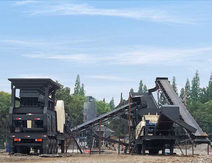 180-300t/h Mobile crushing plant