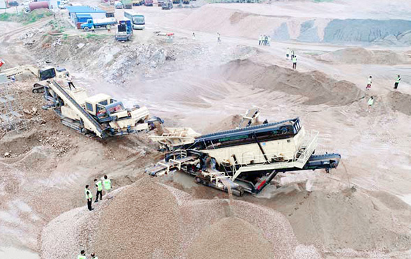 mobile crushing and screening plant