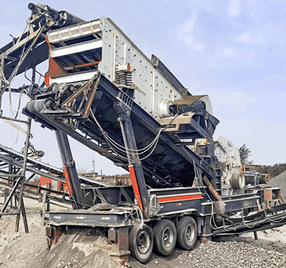 Large-scale mobile crushing production line in Russia