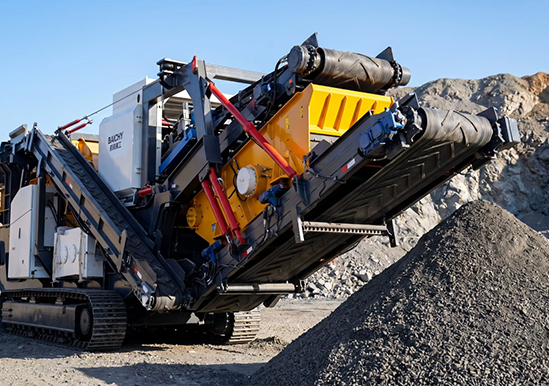 Russian tracked crushing station processing construction waste.